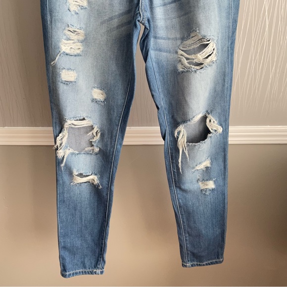 Kancan Mid Rise Boyfriend Fit Denim Jeans KC8281M - Picture 6 of 12